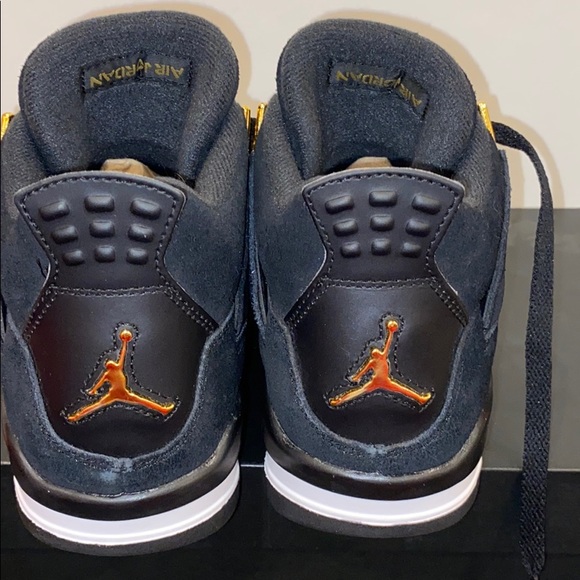 ‼️SOLD‼️Jordan retro 4’s royalty’s - Picture 4 of 8